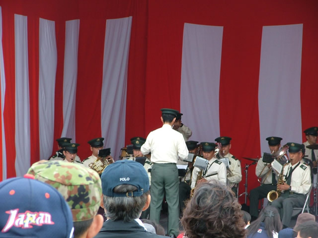 �Y�[���B�e