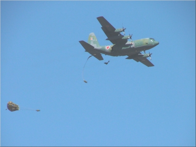 �~�����E�E�E