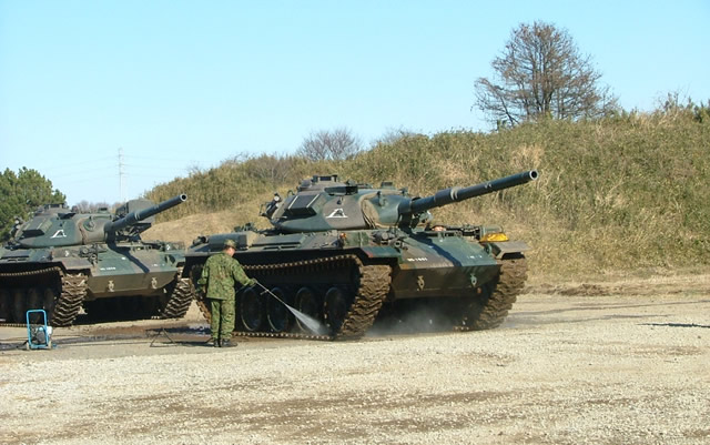 ������������������E�E�E